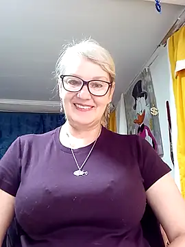 irinamaux online show from 4, 5, 2026