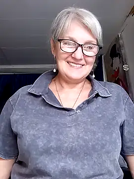 Snapshot of irinamaux chatting on 28, 6, 2026 irinamaux online show from 28, 6, 2026