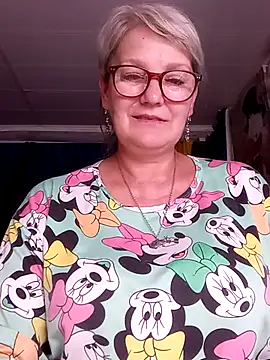 Snapshot of irinamaux chatting on 17, 7, 2026 irinamaux online show from 17, 7, 2026