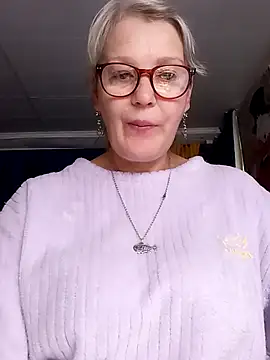 Snapshot of irinamaux chatting on 22, 7, 2026 irinamaux online show from 22, 7, 2026