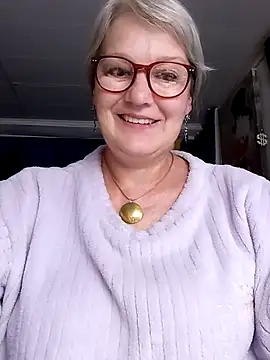 Snapshot of irinamaux chatting on 25, 7, 2026 irinamaux online show from 25, 7, 2026