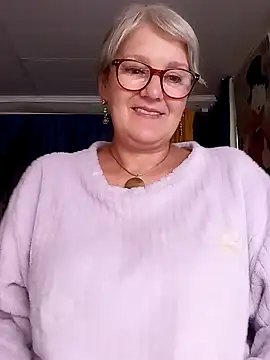 Snapshot of irinamaux chatting on 26, 7, 2026 irinamaux online show from 26, 7, 2026
