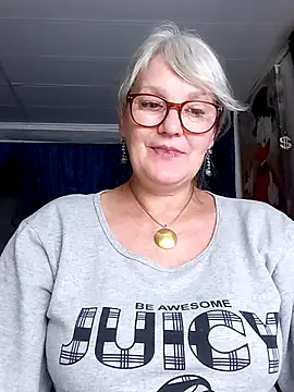 Snapshot of irinamaux chatting on 30, 7, 2026 irinamaux online show from 30, 7, 2026