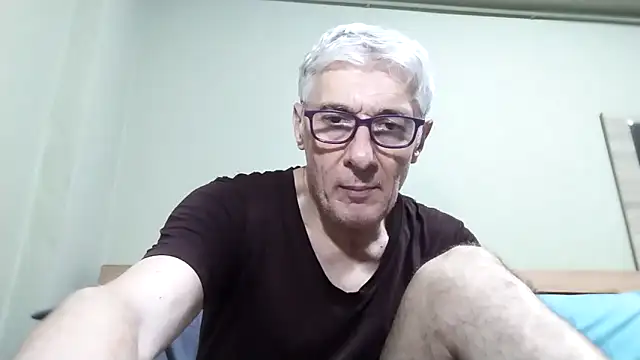 Snapshot of BIGUNCUTHARDCOCK chatting on 11, 11, 2025 BIGUNCUTHARDCOCK online show from 11, 11, 2025