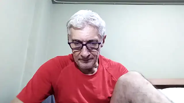 Snapshot of BIGUNCUTHARDCOCK chatting on 14, 11, 2025 BIGUNCUTHARDCOCK online show from 14, 11, 2025