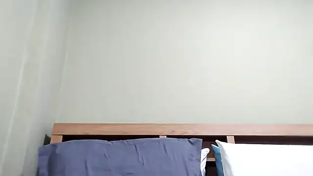 Snapshot of BIGUNCUTHARDCOCK chatting on 22, 11, 2025 BIGUNCUTHARDCOCK online show from 22, 11, 2025