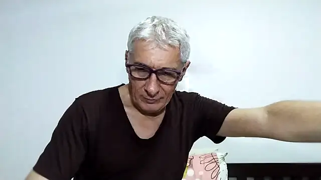 Snapshot of BIGUNCUTHARDCOCK chatting on 3, 2, 2026 BIGUNCUTHARDCOCK online show from 3, 2, 2026