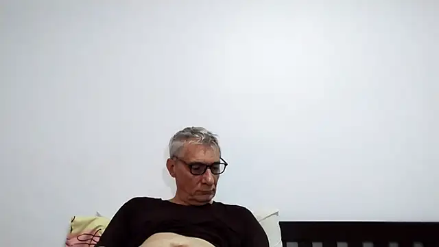 Snapshot of BIGUNCUTHARDCOCK chatting on 5, 2, 2026 BIGUNCUTHARDCOCK online show from 5, 2, 2026