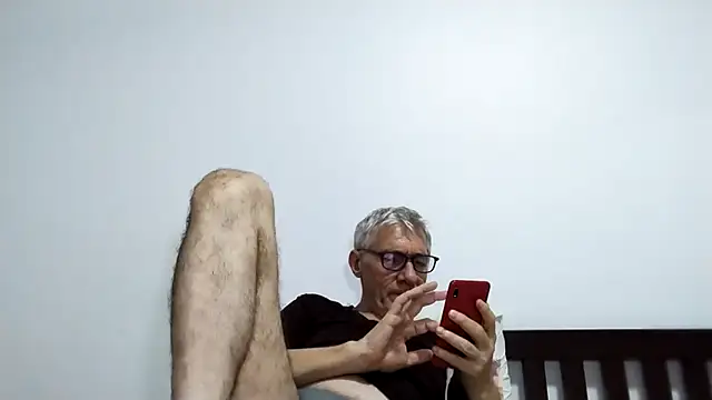 Snapshot of BIGUNCUTHARDCOCK chatting on 11, 2, 2026 BIGUNCUTHARDCOCK online show from 11, 2, 2026