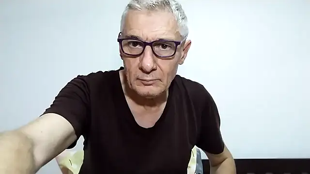 Snapshot of BIGUNCUTHARDCOCK chatting on 27, 2, 2026 BIGUNCUTHARDCOCK online show from 27, 2, 2026