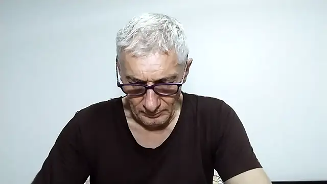 Snapshot of BIGUNCUTHARDCOCK chatting on 1, 3, 2026 BIGUNCUTHARDCOCK online show from 1, 3, 2026