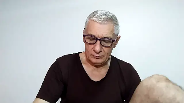 Snapshot of BIGUNCUTHARDCOCK chatting on 4, 3, 2026 BIGUNCUTHARDCOCK online show from 4, 3, 2026