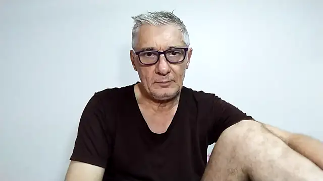 Snapshot of BIGUNCUTHARDCOCK chatting on 15, 3, 2026 BIGUNCUTHARDCOCK online show from 15, 3, 2026