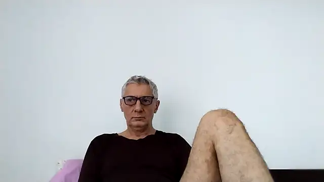 BIGUNCUTHARDCOCK online show from 5, 5, 2026