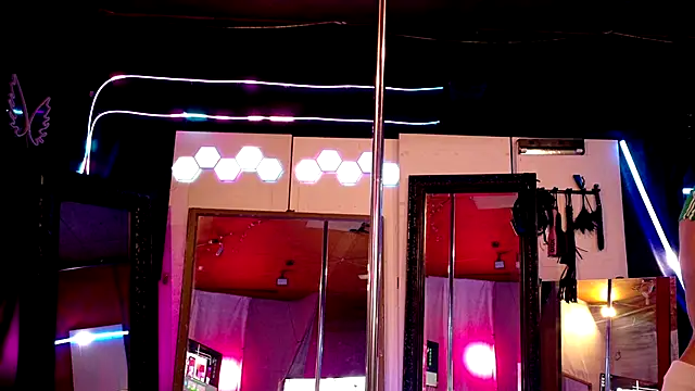 MadisonMarie online show from 12, 10, 2025