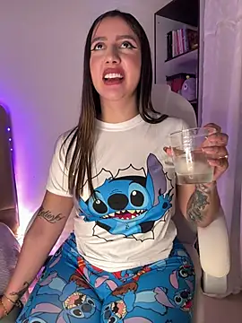 Snapshot of Sarapalmer1 chatting on 6, 1, 2025 Sarapalmer1 online show from 6, 1, 2025