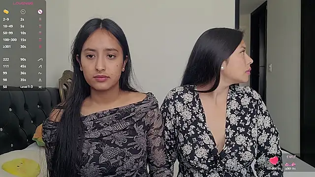 2SummerLove1 online show from 26, 1, 2025