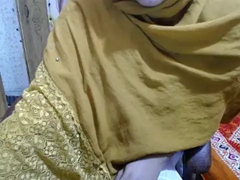 Snapshot of SohanaSabaSexy chatting on 3, 12, 2024 SohanaSabaSexy online show from 3, 12, 2024