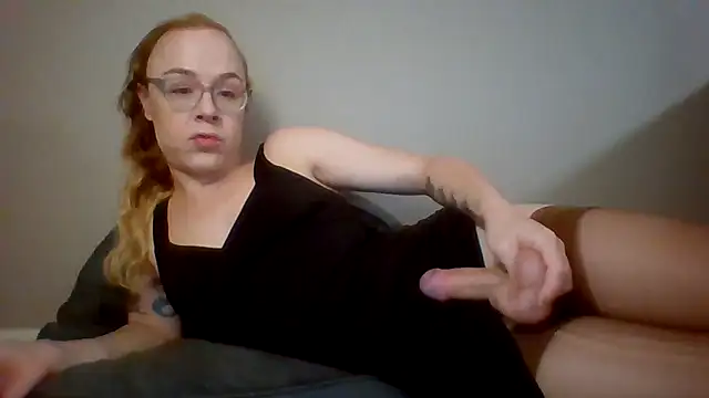 Snapshot of jennytwinkle69 chatting on 20, 10, 2025 jennytwinkle69 online show from 20, 10, 2025