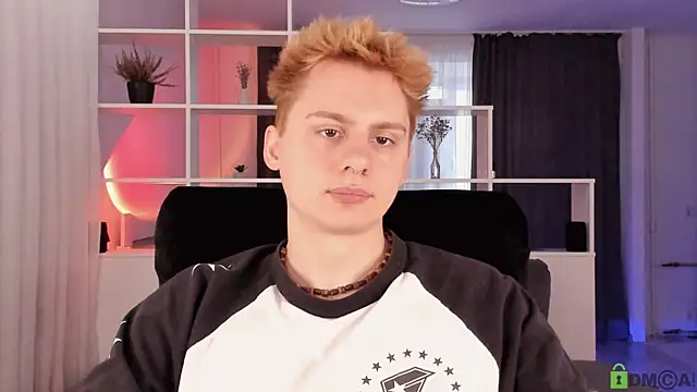 sunnyburn boy online show from 25, 7, 2026
