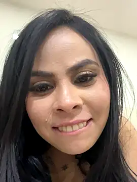 Julieta Coopeer  online show from 19, 9, 2025