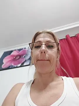 blondyruby online show from 5, 3, 2026