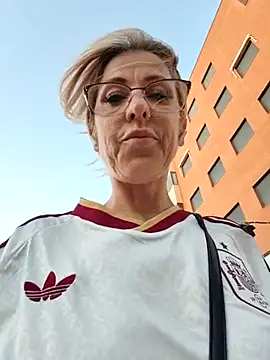 blondyruby online show from 10, 7, 2026