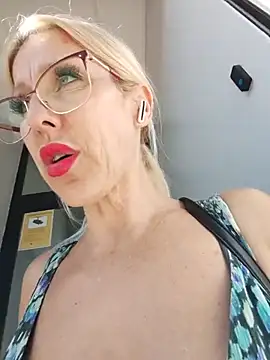blondyruby online show from 6, 8, 2026
