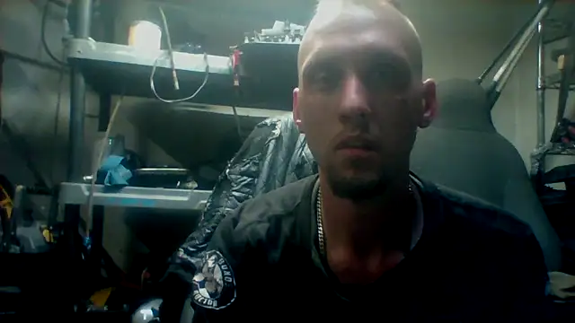 Snapshot of Aaronbp chatting on 31, 10, 2025 Aaronbp online show from 31, 10, 2025