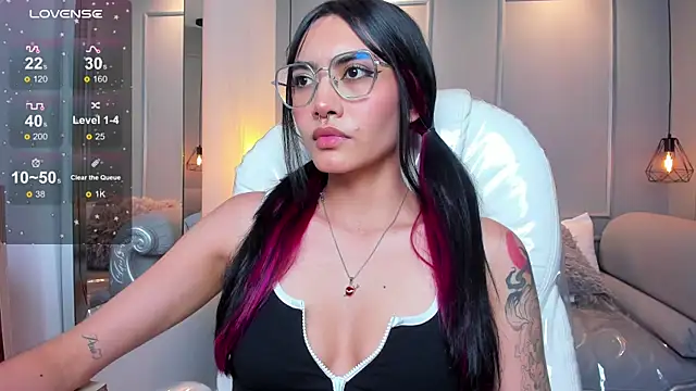 AzuraKindong online show from 19, 11, 2025