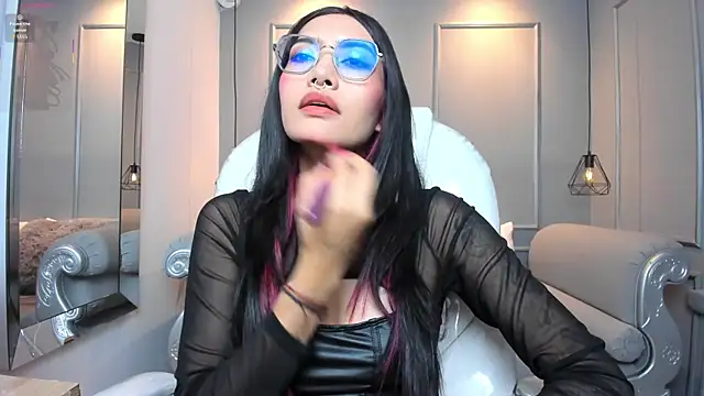 AzuraKindong online show from 7, 1, 2026