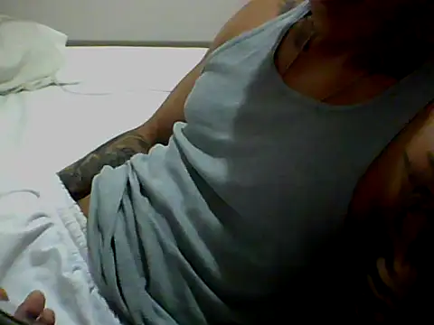 Skater29xx2 online show from 18, 1, 2025