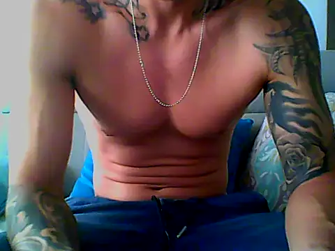 Skater29xx2 online show from 10, 3, 2025