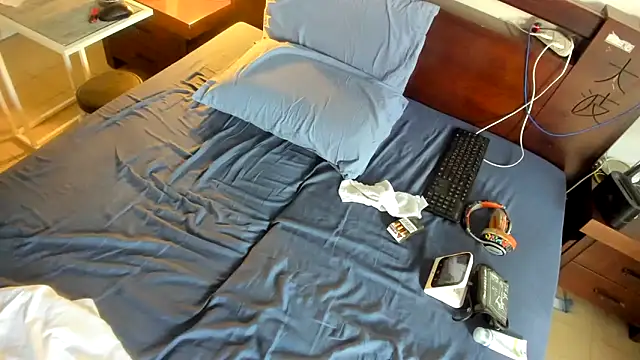 CTPuIITu3 online show from 19, 9, 2025