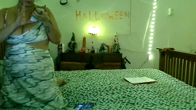 ExoticVibes69 online show from 17, 10, 2025