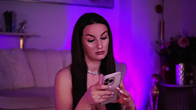 SecretSienna online show from 2, 5, 2026