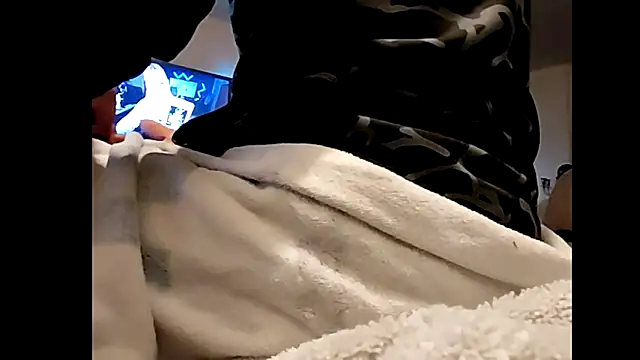 Snapshot of Pegg-fist-me chatting on 17, 11, 2025 Pegg-fist-me online show from 17, 11, 2025