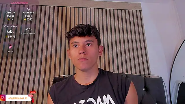 Snapshot of Angel_esteban_fx chatting on 2, 7, 2026 Angel esteban fx online show from 2, 7, 2026