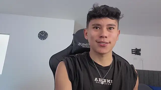 Snapshot of Angel_esteban_fx chatting on 30, 7, 2026 Angel esteban fx online show from 30, 7, 2026