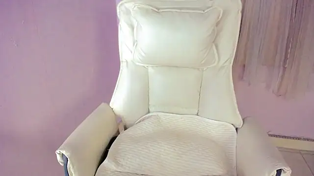   18Angel   online show from 17, 11, 2025