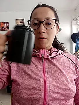 emilypoppy3 online show from 25, 2, 2026