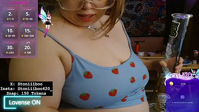 Snapshot of Stoniiiboo chatting on 13, 2, 2025 Stoniiiboo online show from 13, 2, 2025