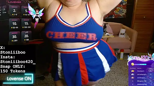 Snapshot of Stoniiiboo chatting on 7, 3, 2025 Stoniiiboo online show from 7, 3, 2025