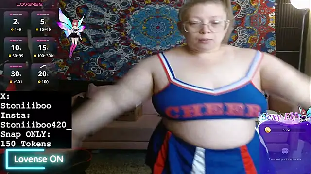 Snapshot of Stoniiiboo chatting on 11, 3, 2025 Stoniiiboo online show from 11, 3, 2025