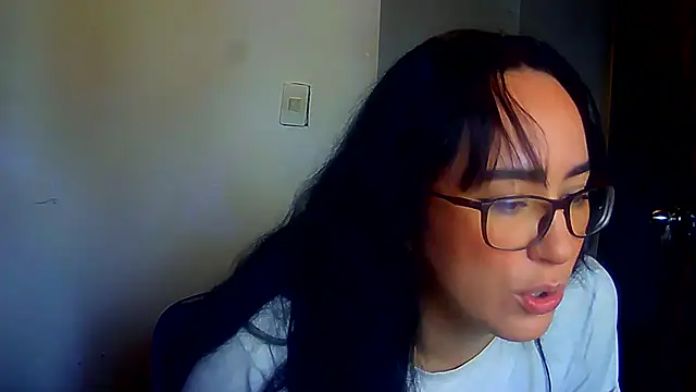 Snapshot of brittanycheeks chatting on 1, 2, 2025 brittanycheeks online show from 1, 2, 2025