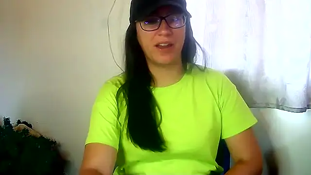 Snapshot of brittanycheeks chatting on 5, 2, 2025 brittanycheeks online show from 5, 2, 2025