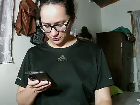 Snapshot of brittanycheeks chatting on 8, 10, 2025 brittanycheeks online show from 8, 10, 2025