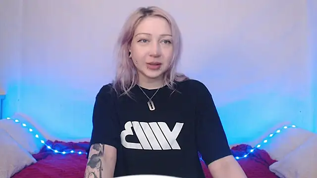 Emily hardcore online show from 13, 12, 2025