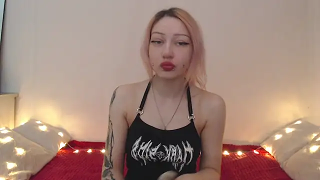 Emily hardcore online show from 4, 6, 2026