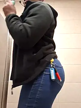 samone9 online show from 17, 2, 2025